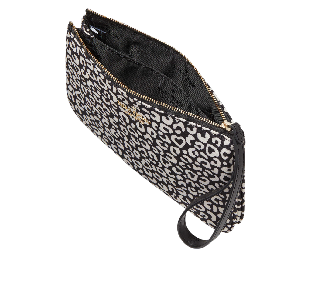 Kate SpadeChelsea Leopard Heart Medium Wristlet Pouch