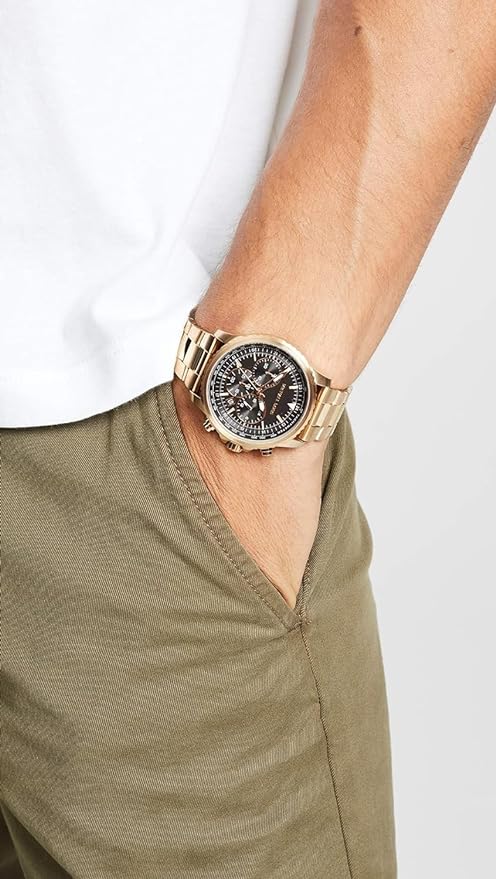 Michael Kors Analog Black Dial Men's Watch Stainless Steel Gold Strap